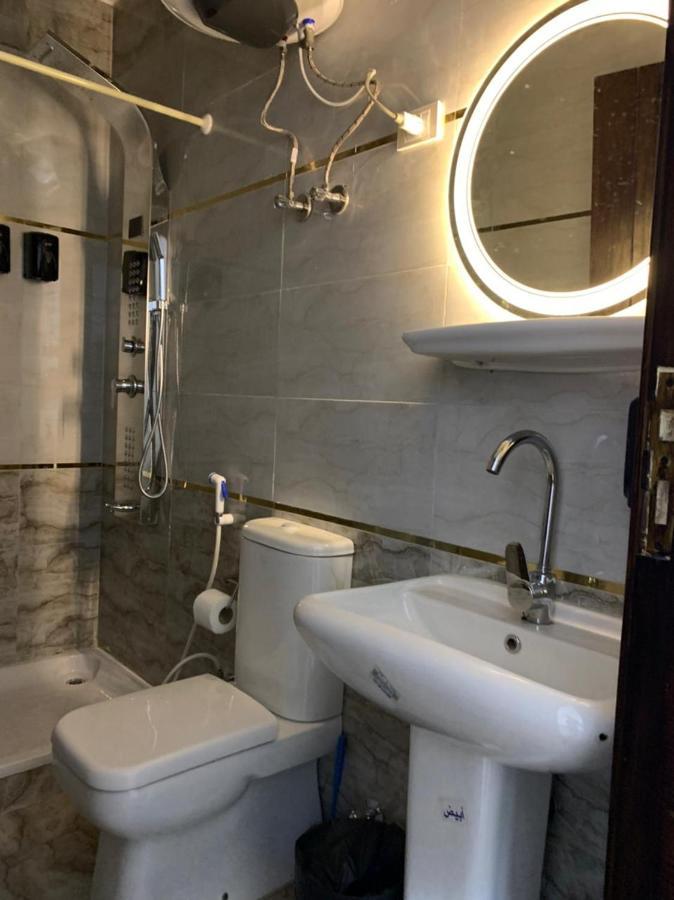 Lucky Hostel Kaherah Luaran gambar