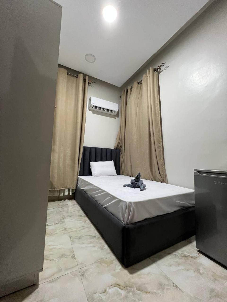 Lucky Hostel Kaherah Luaran gambar